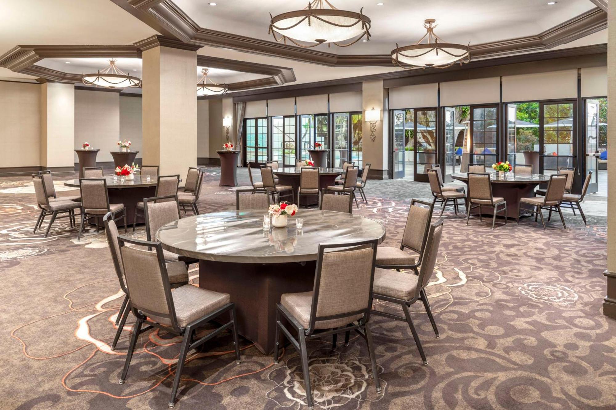 Hilton Orange County/Costa Mesa Ξενοδοχείο Εξωτερικό φωτογραφία