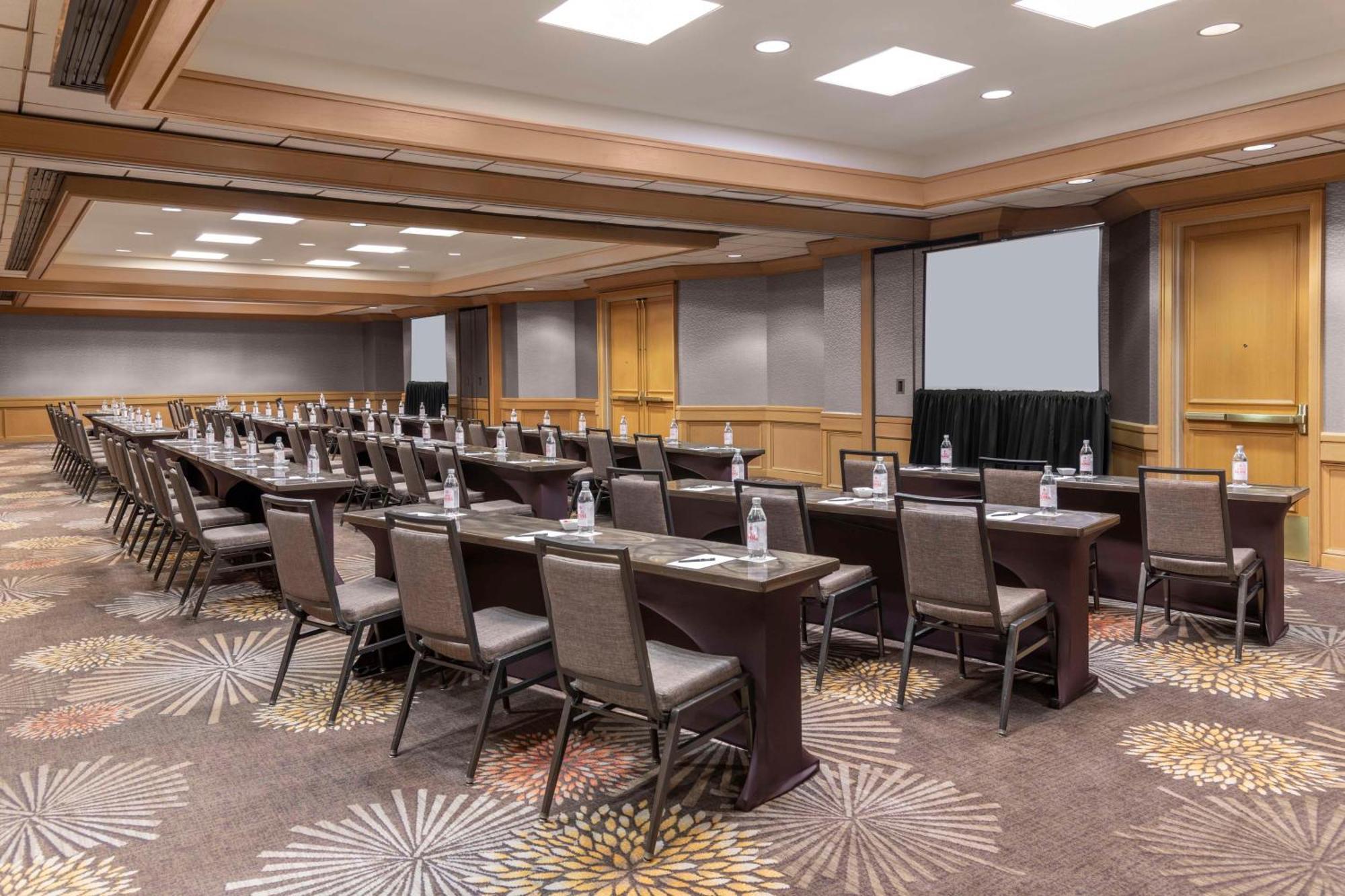 Hilton Orange County/Costa Mesa Ξενοδοχείο Εξωτερικό φωτογραφία