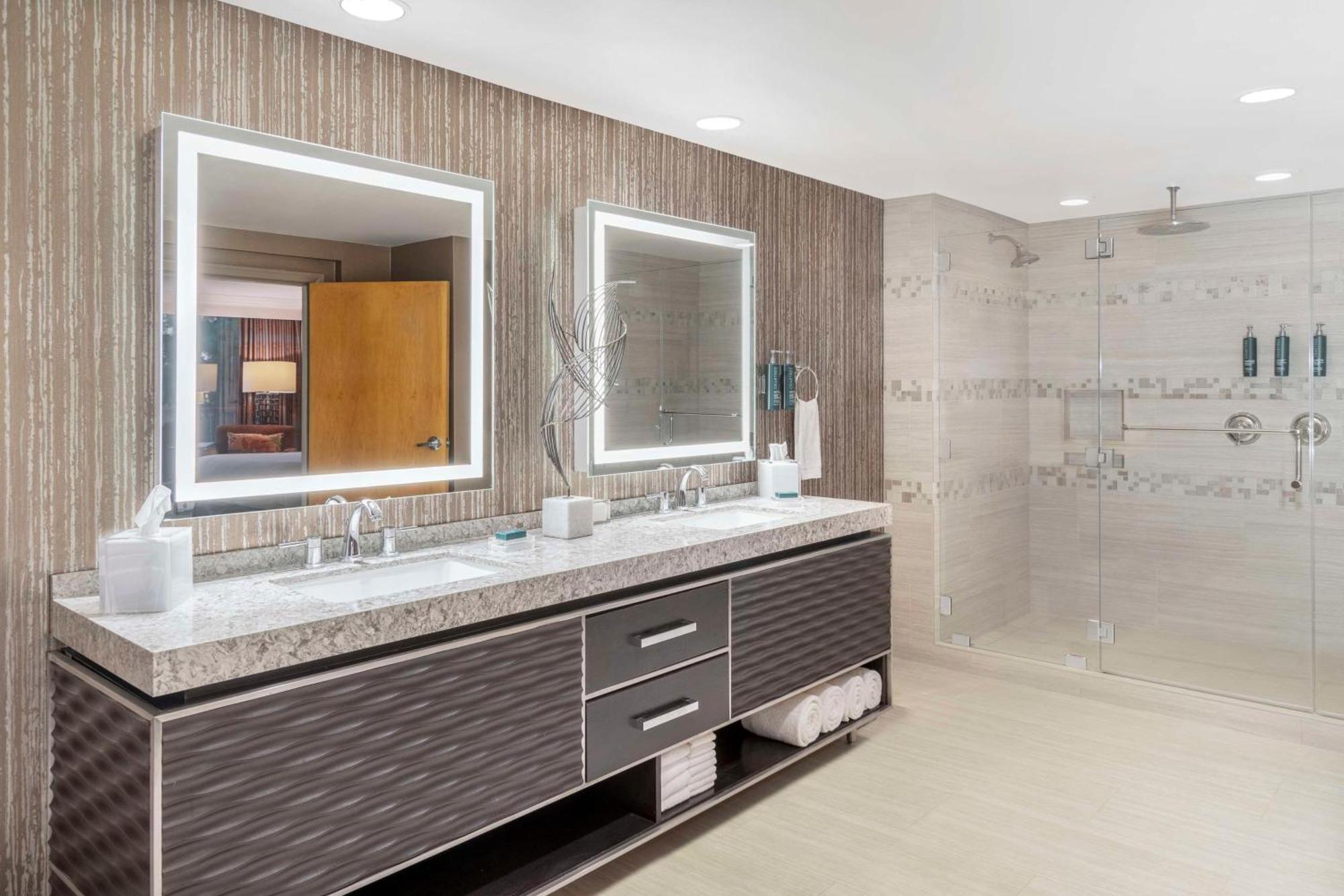 Hilton Orange County/Costa Mesa Ξενοδοχείο Εξωτερικό φωτογραφία