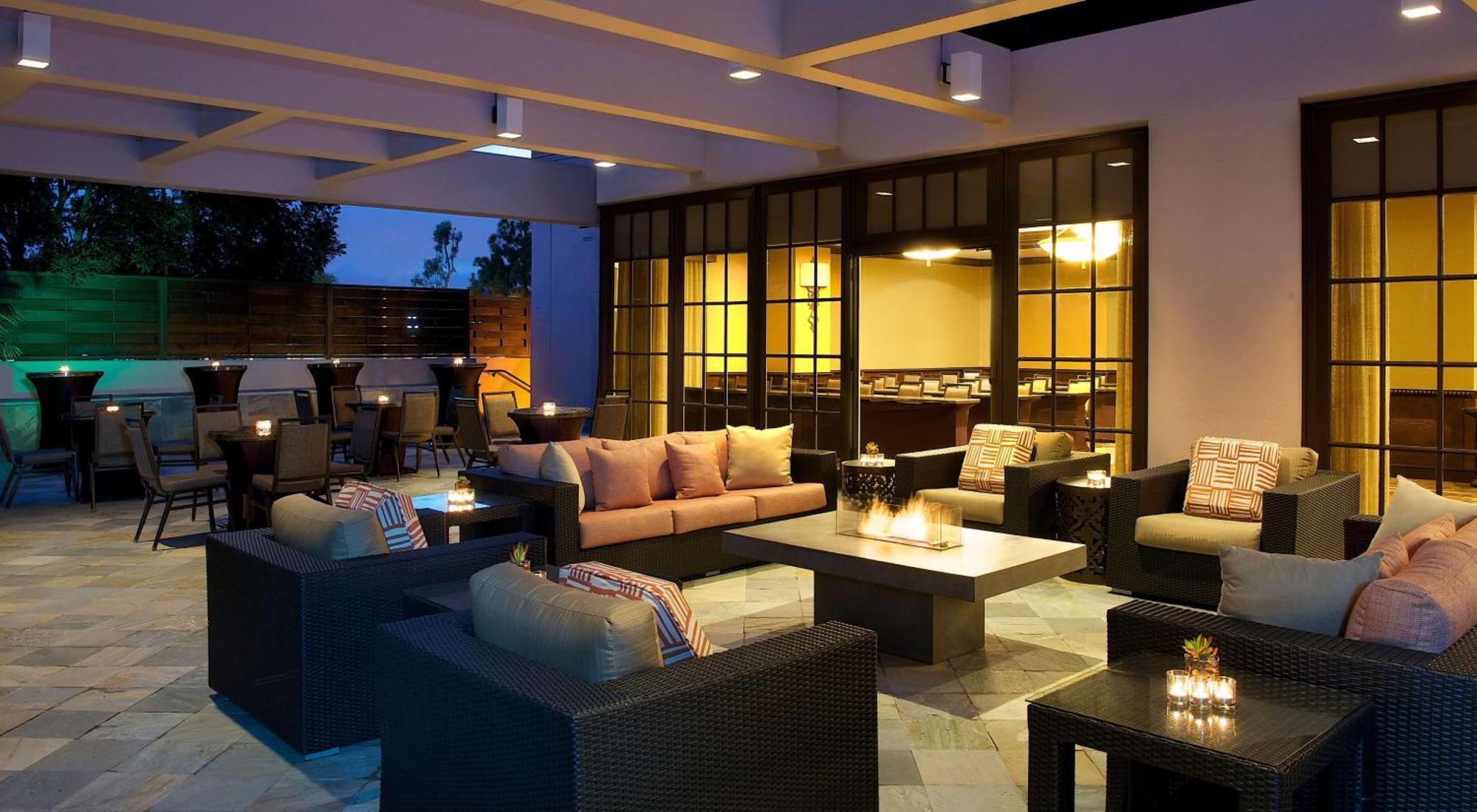 Hilton Orange County/Costa Mesa Ξενοδοχείο Εξωτερικό φωτογραφία